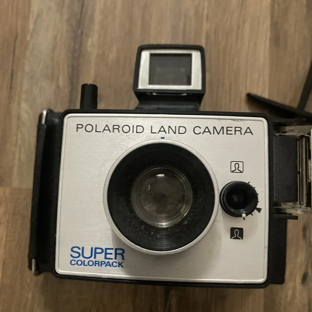Vintage 1971/72 Black POLAROID LAND CAMERA SUPER COLORPACK instant film camera